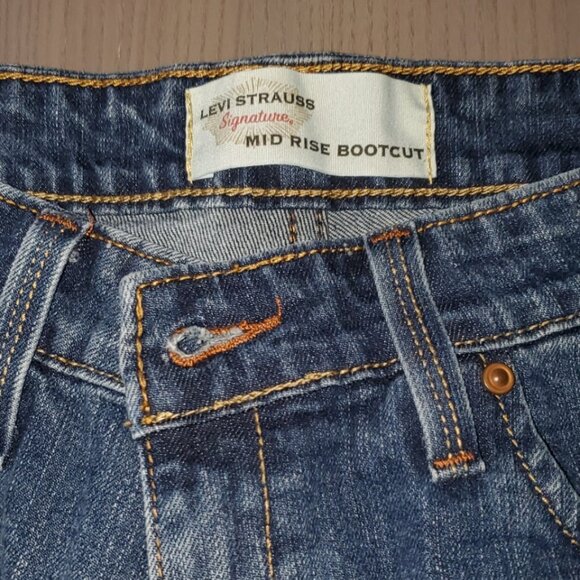 Levi's Signature Mid Rise Bootcut - Picture 5 of 9
